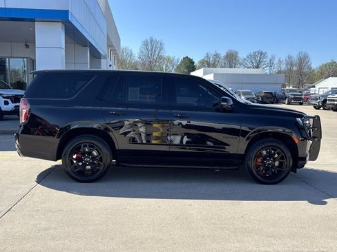 Used 2024 Chevrolet Tahoe RST w/ RST Performance Edition image 2