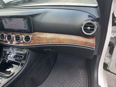 Certified 2017 Mercedes-Benz E 300 image 36