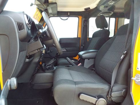 Used 2012 Jeep Wrangler Unlimited Sport AWD/4WD image 17