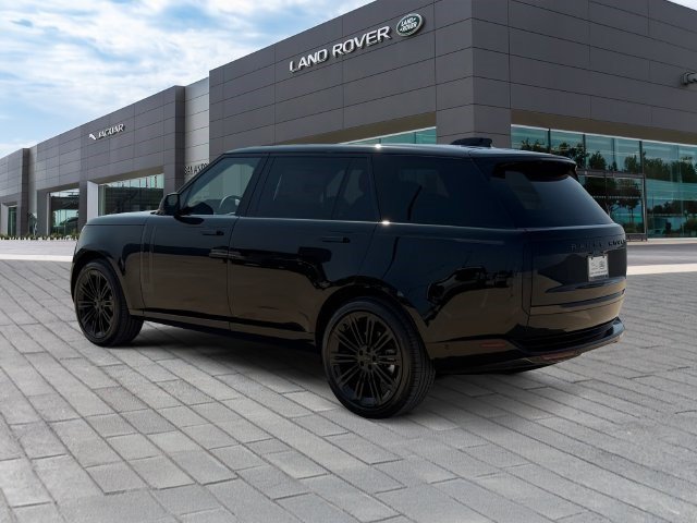New 2026 Land Rover Range Rover Long Wheelbase SE AWD/4WD image 3