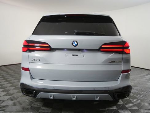 New 2026 BMW X5 sDrive40i RWD image 4