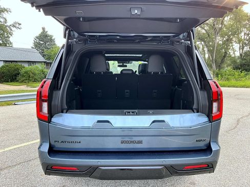 New 2027 Ford Expedition Max Platinum w/ Stealth Appearance Package AWD/4WD image 9