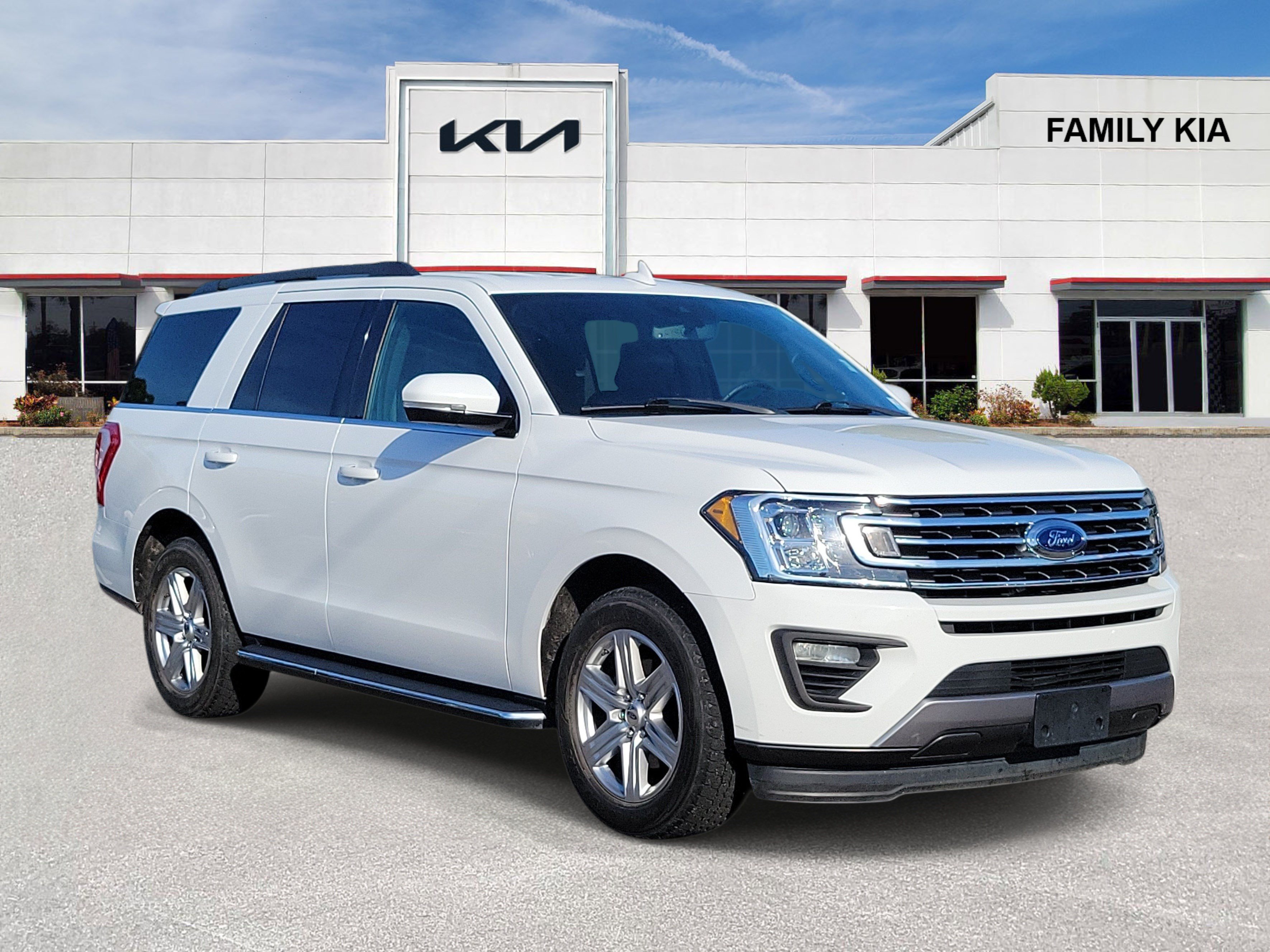 Used 2019 Ford Expedition XLT w/ Equipment Group 202A RWD 360° Tour