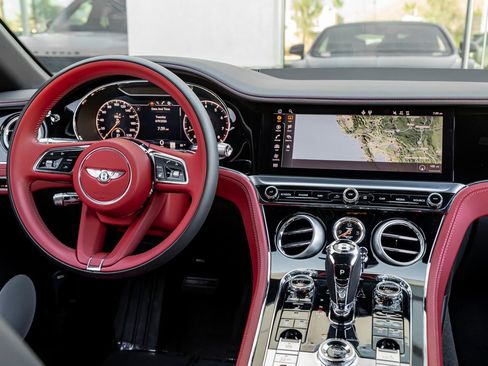 Certified 2023 Bentley Continental GT V8 AWD/4WD image 25