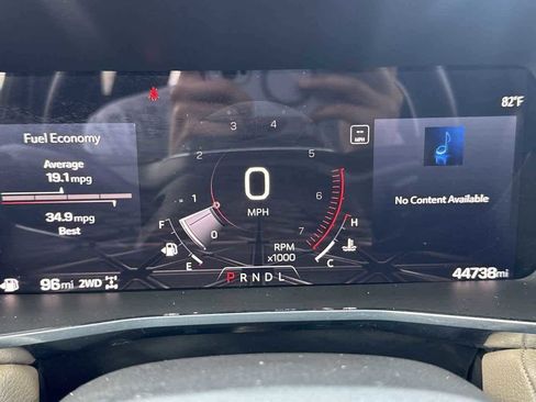 Used 2023 GMC Canyon Denali image 34