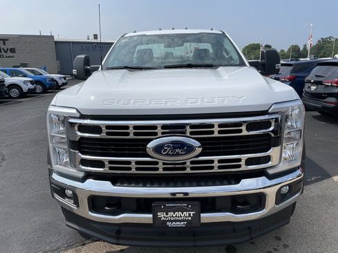 New 2025 Ford F550 4x4 Regular Cab Super Duty image 26
