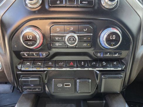 Used 2019 GMC Sierra 1500 Denali w/ Denali Ultimate Package image 46