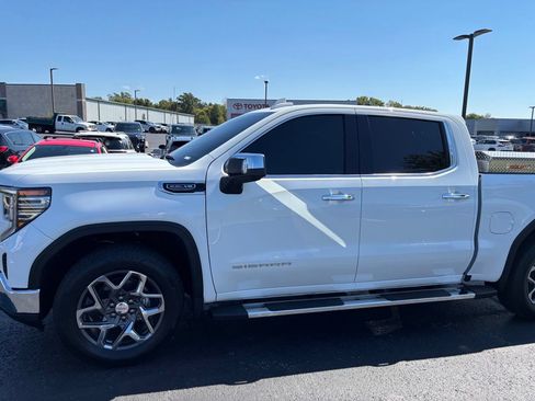Used 2026 GMC Sierra 1500 SLT w/ SLT Premium Package AWD/4WD image 12