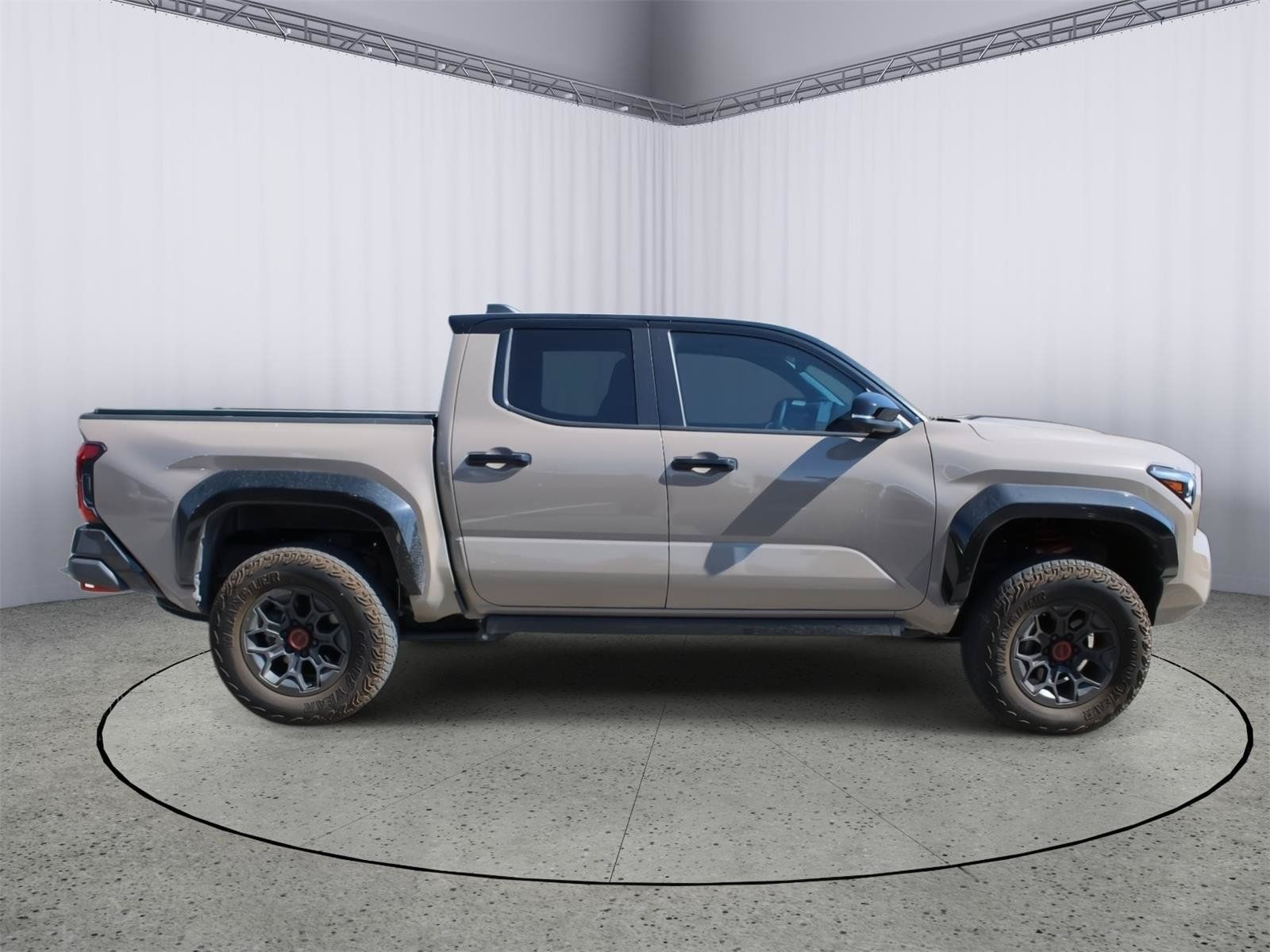 Used 2025 Toyota Tacoma TRD Pro w/ Tow Tech Package AWD/4WD image 8