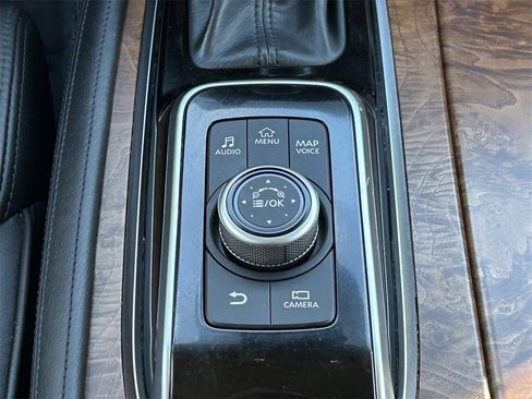 Certified 2024 Nissan Armada SL w/ Captain's Chairs Package image 23