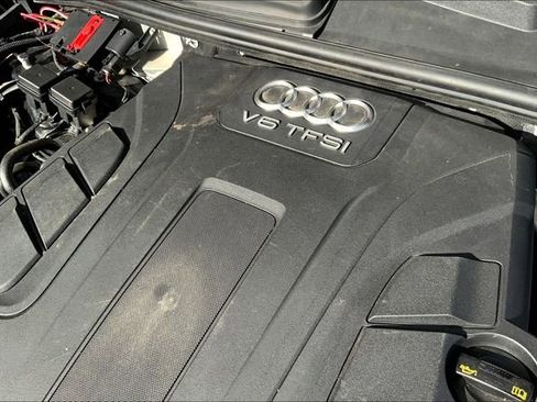 Used 2017 Audi Q7 3.0T Premium image 33