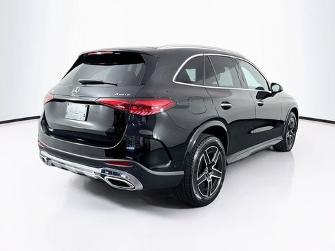 Used 2026 Mercedes-Benz GLC 300 4MATIC image 2