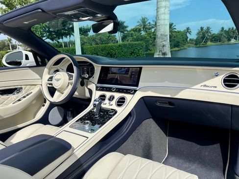 Used 2024 Bentley Continental GT AWD/4WD image 25