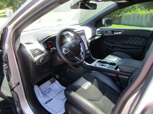 Certified 2022 Ford Edge ST w/ Equipment Group 401A image 14