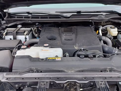 Used 2024 Toyota Tundra SR5 w/ SR5 Convenience Package image 9