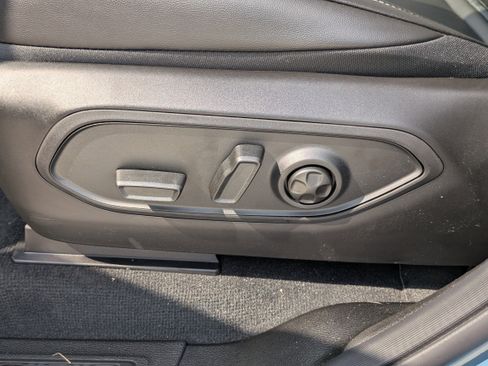 New 2026 Jeep Grand Cherokee L Limited AWD/4WD image 11