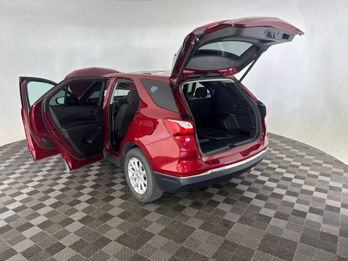 Used 2018 Chevrolet Equinox LT FWD image 18
