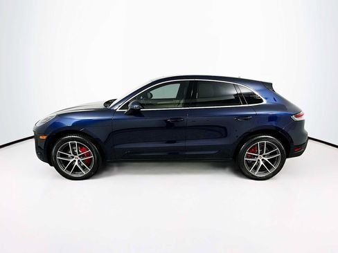 Certified 2023 Porsche Macan S AWD/4WD image 2