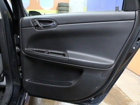 Used 2015 Chevrolet Impala Limited LS image 11