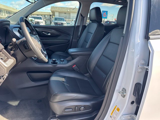 Used 2024 GMC Terrain SLT FWD image 18