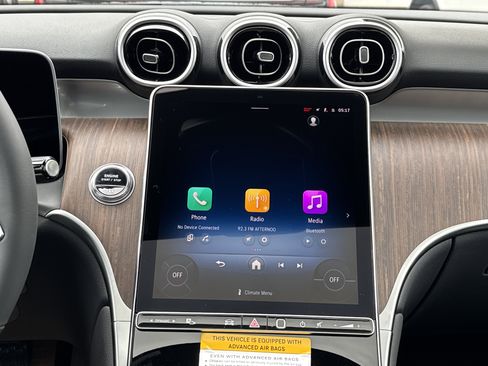 New 2026 Mercedes-Benz GLC 300 4MATIC image 18