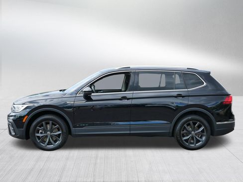 Certified 2023 Volkswagen Tiguan SE AWD/4WD image 4