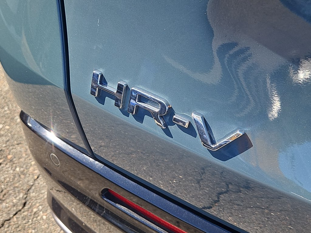 Used 2025 Honda HR-V EX-L image 12