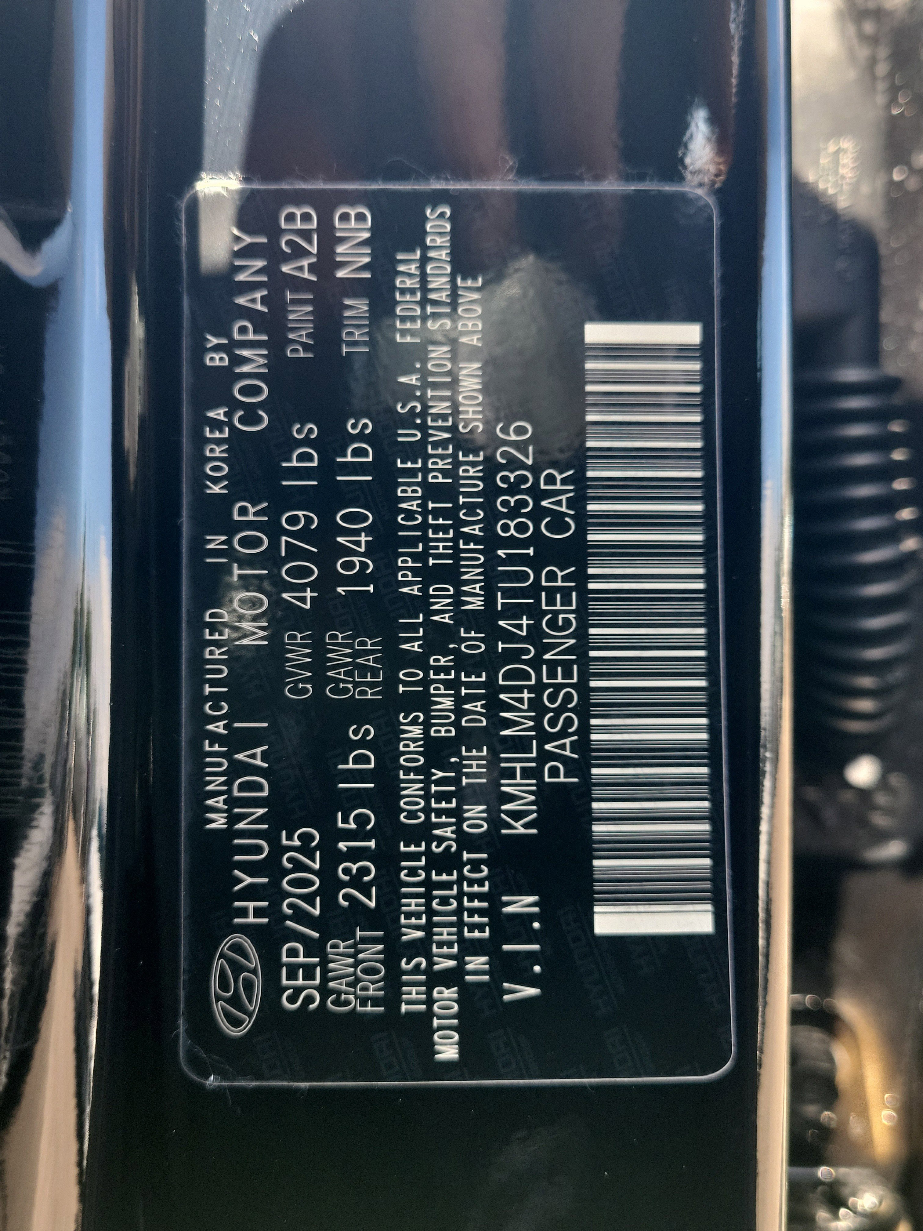 New 2026 Hyundai Elantra Hybrid FWD image 31