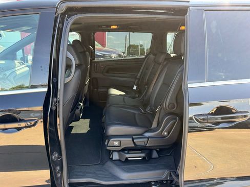 Used 2025 Honda Odyssey Sport-L image 15