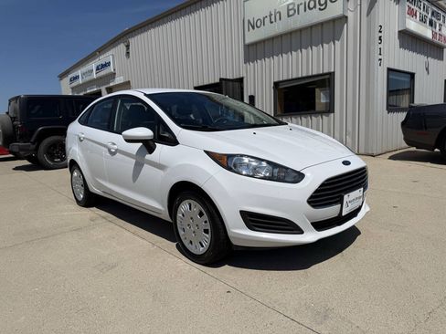 Used 2019 Ford Fiesta S FWD image 1