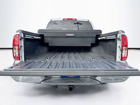 Used 2012 Nissan Frontier SV w/ SV Premium Utility Pkg image 22