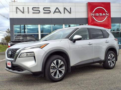 Used 2022 Nissan Rogue SV w/ SV Premium Package AWD/4WD image 1