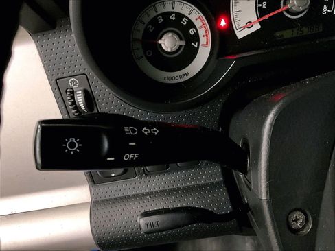 Used 2007 Toyota FJ Cruiser 4WD image 30