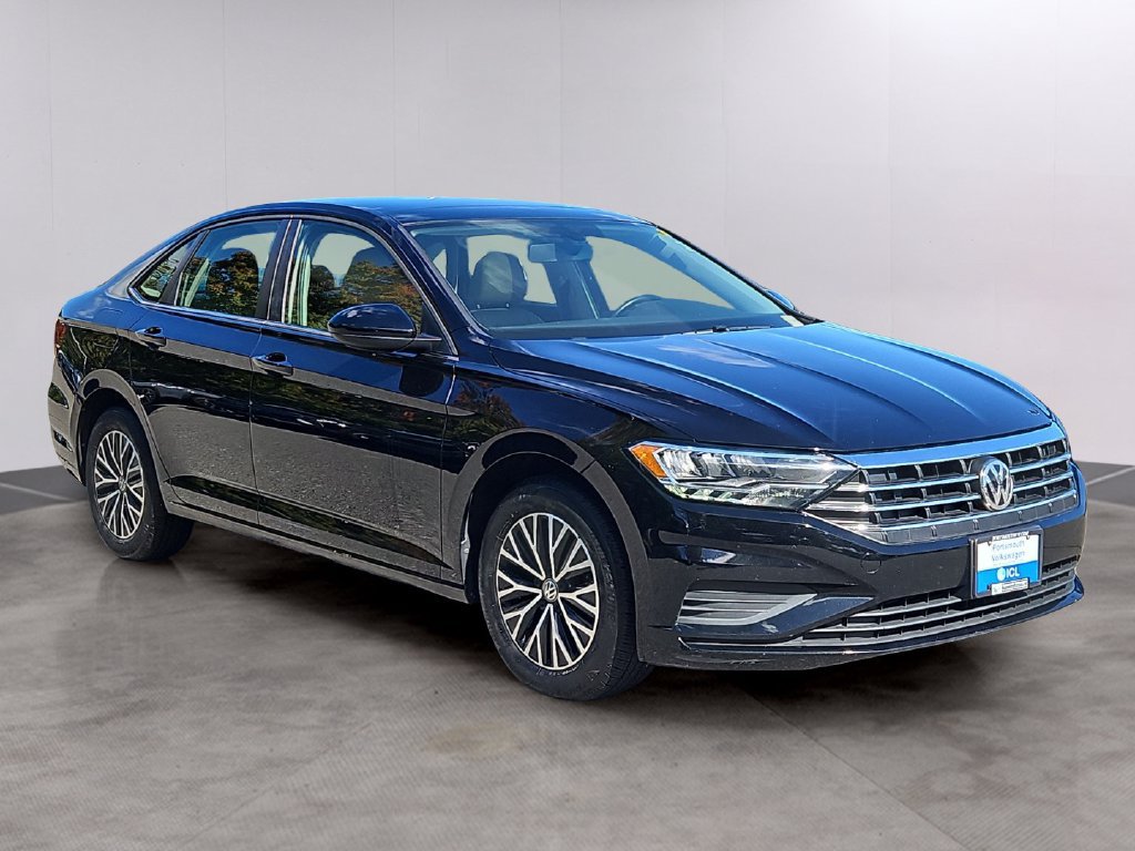 Used 2019 Volkswagen Jetta SE w/ Cold Weather Package FWD image 3