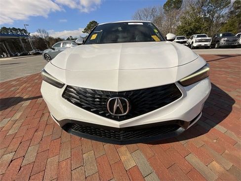 Used 2023 Acura Integra A-Spec image 3