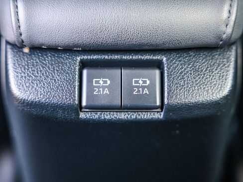Certified 2020 Toyota Prius Prime XLE image 7