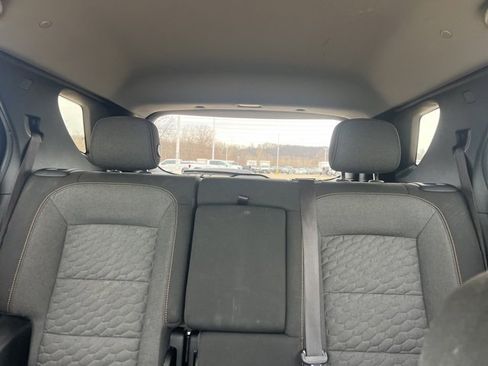 Used 2018 Chevrolet Equinox LT image 32