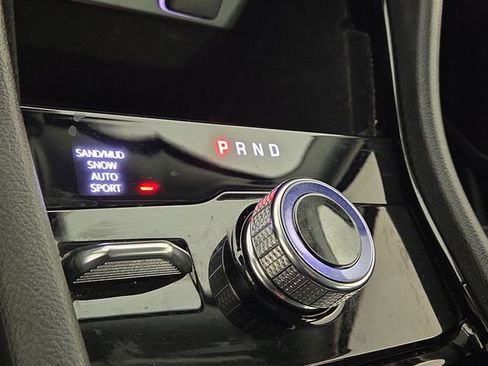 Used 2022 Jeep Grand Cherokee Limited image 21