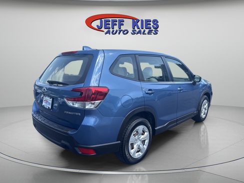 Used 2021 Subaru Forester AWD/4WD image 5
