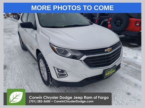 Used 2018 Chevrolet Equinox LS image 1