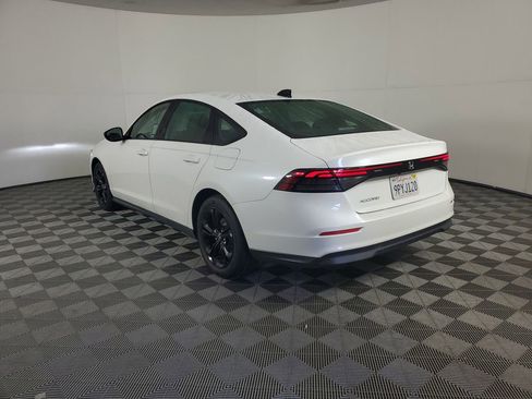 Used 2025 Honda Accord SE image 6