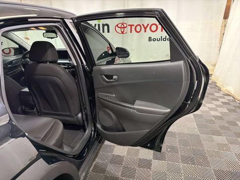 Used 2023 Hyundai Kona SEL FWD image 11