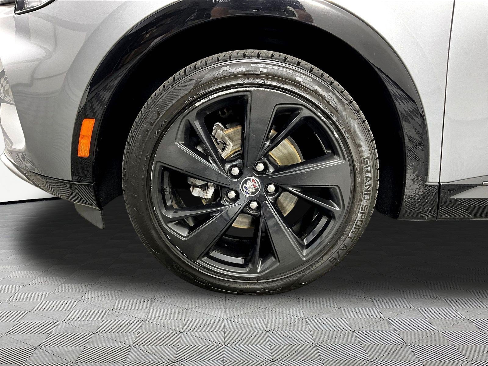 Used 2023 Buick Envision Essence w/ Sport Touring Package FWD image 34