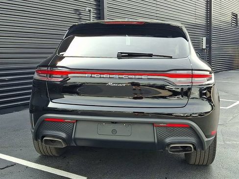 Certified 2026 Porsche Macan AWD/4WD image 6