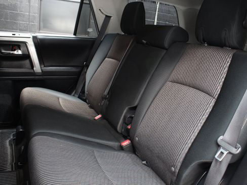 Used 2022 Toyota 4Runner Trail Special Edition AWD/4WD image 38