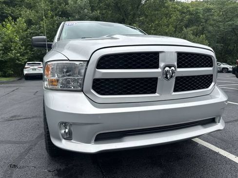 Used 2018 RAM 1500 Express w/ Express Value Package AWD/4WD image 11