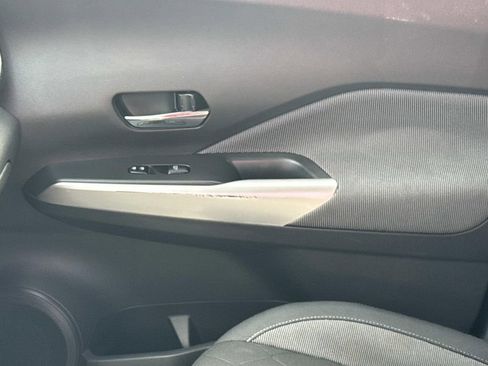 Certified 2020 Nissan Kicks SV image 20