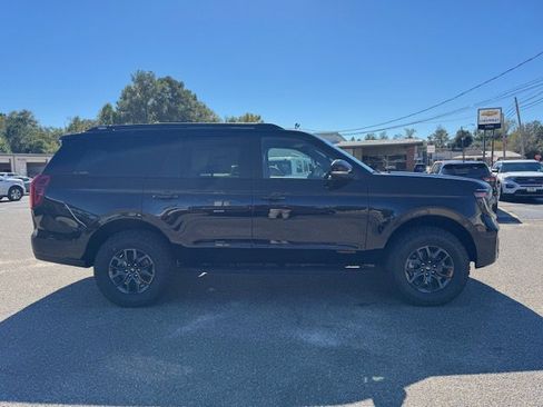 New 2025 Ford Expedition Tremor image 5