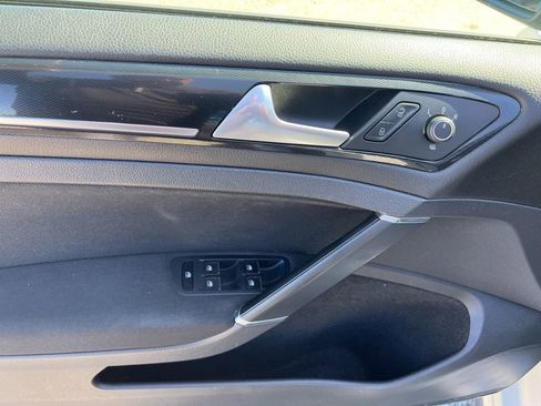 Used 2016 Volkswagen GTI S image 24