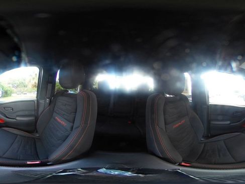 Used 2026 Nissan Frontier PRO-4X AWD/4WD image 41